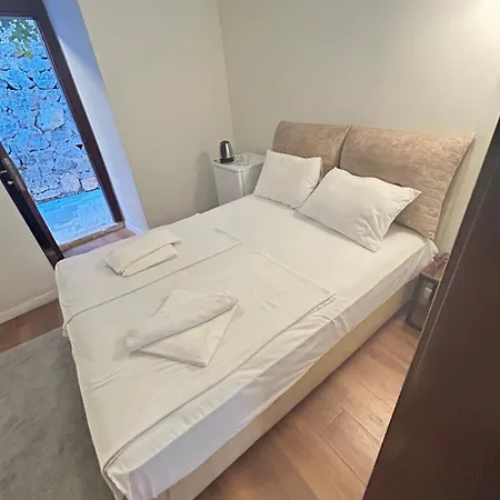 Sophia And Hotel Istanbul