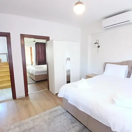 Hotel Sophia And 3*